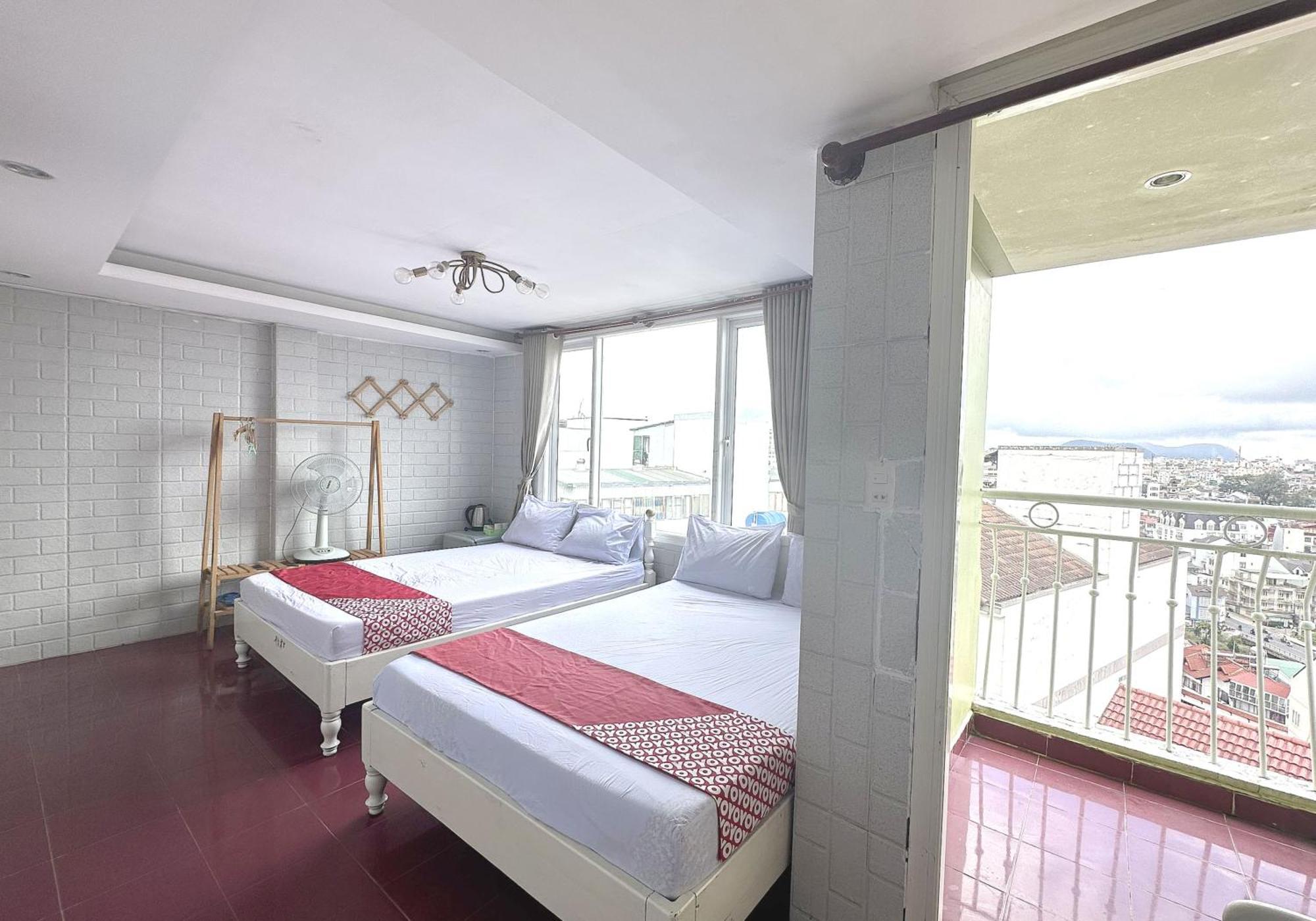 Oyo 1196 Le Vu Hotel 大叻 外观 照片