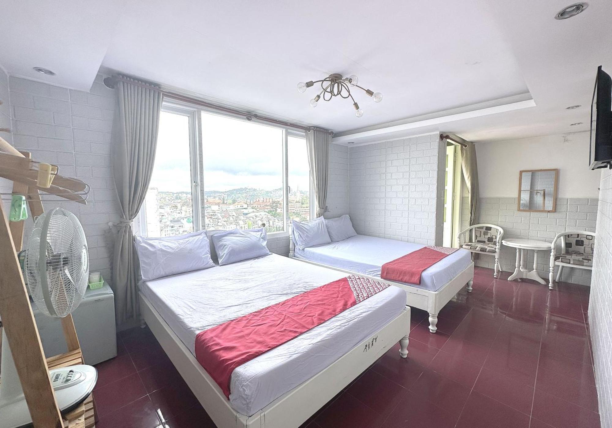 Oyo 1196 Le Vu Hotel 大叻 外观 照片