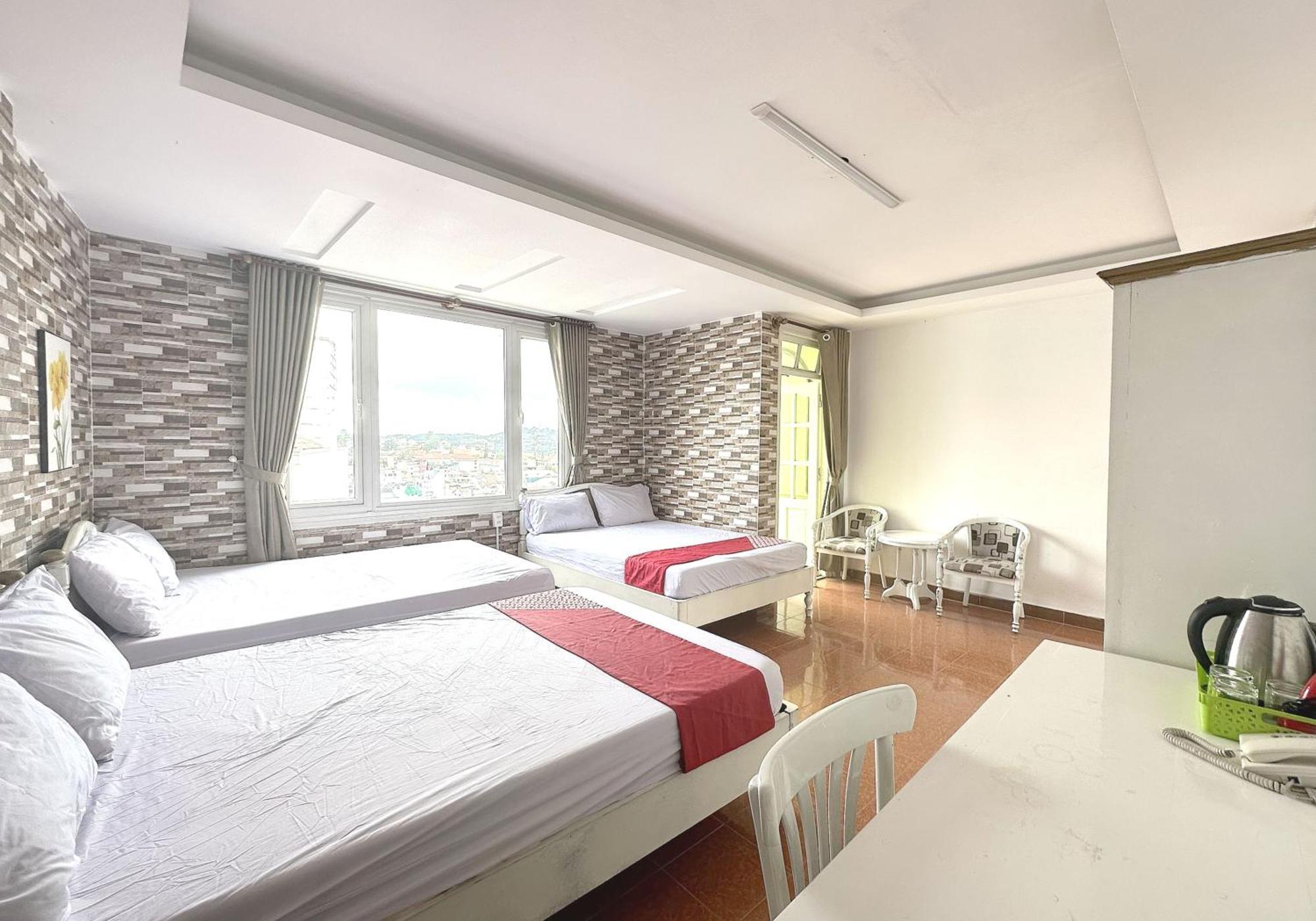 Oyo 1196 Le Vu Hotel 大叻 外观 照片