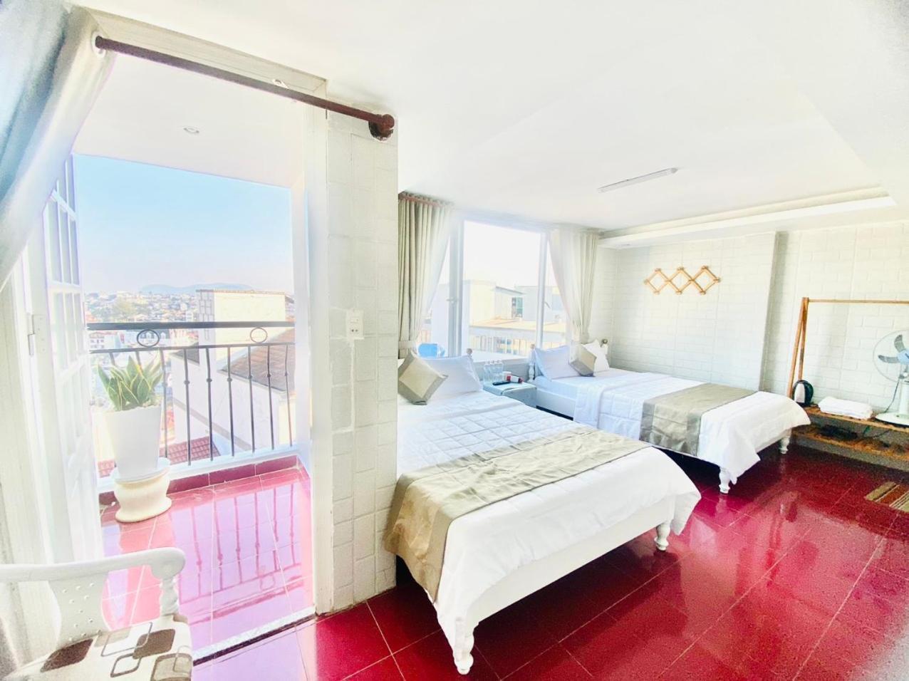 Oyo 1196 Le Vu Hotel 大叻 外观 照片