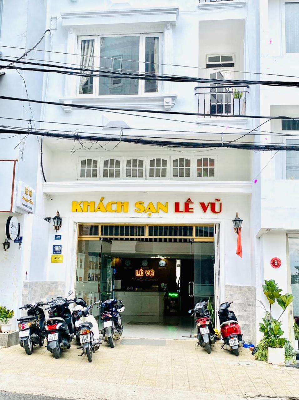 Oyo 1196 Le Vu Hotel 大叻 外观 照片