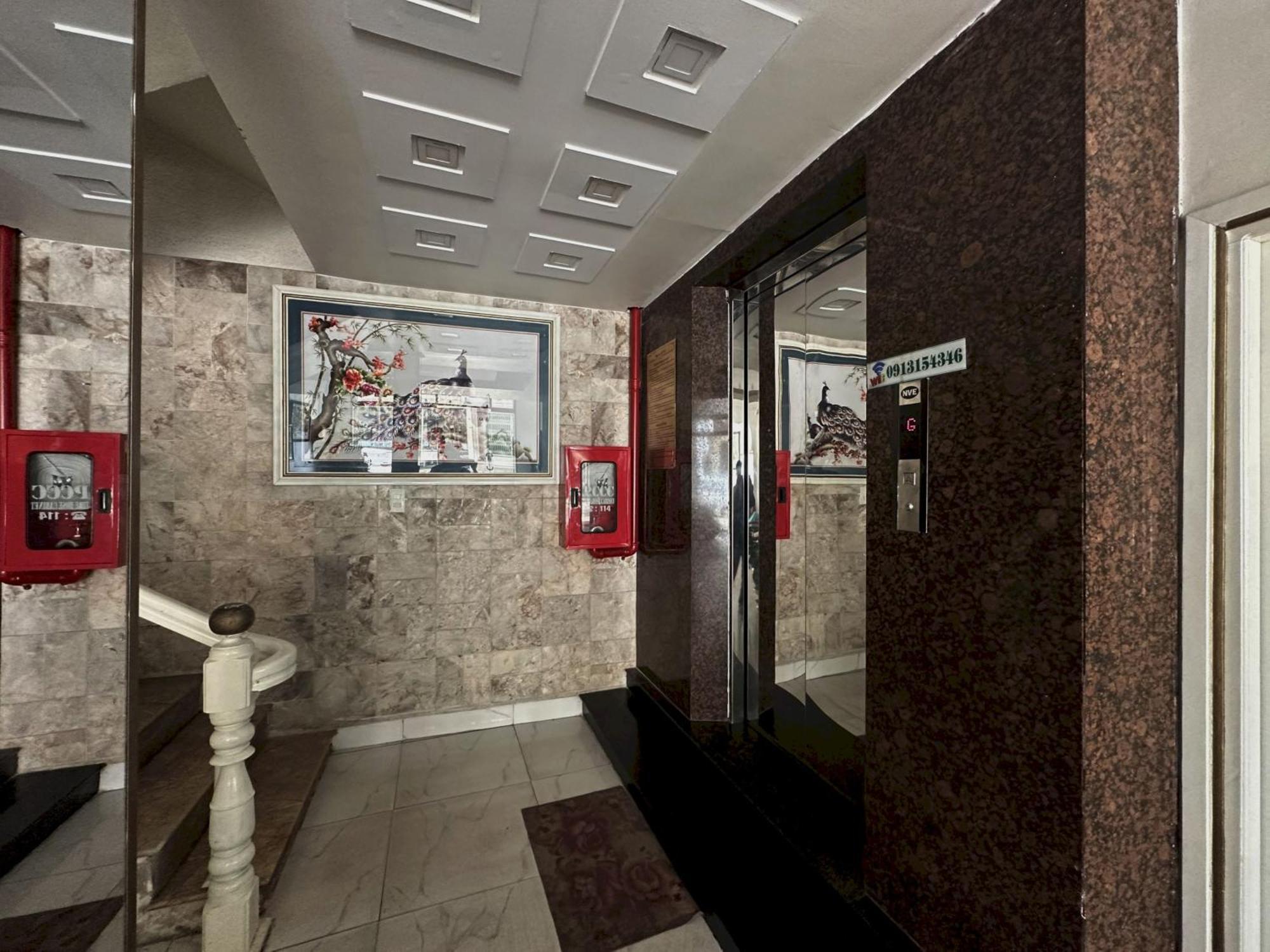 Oyo 1196 Le Vu Hotel 大叻 外观 照片